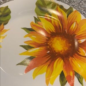 Set of 2 sunflower plates